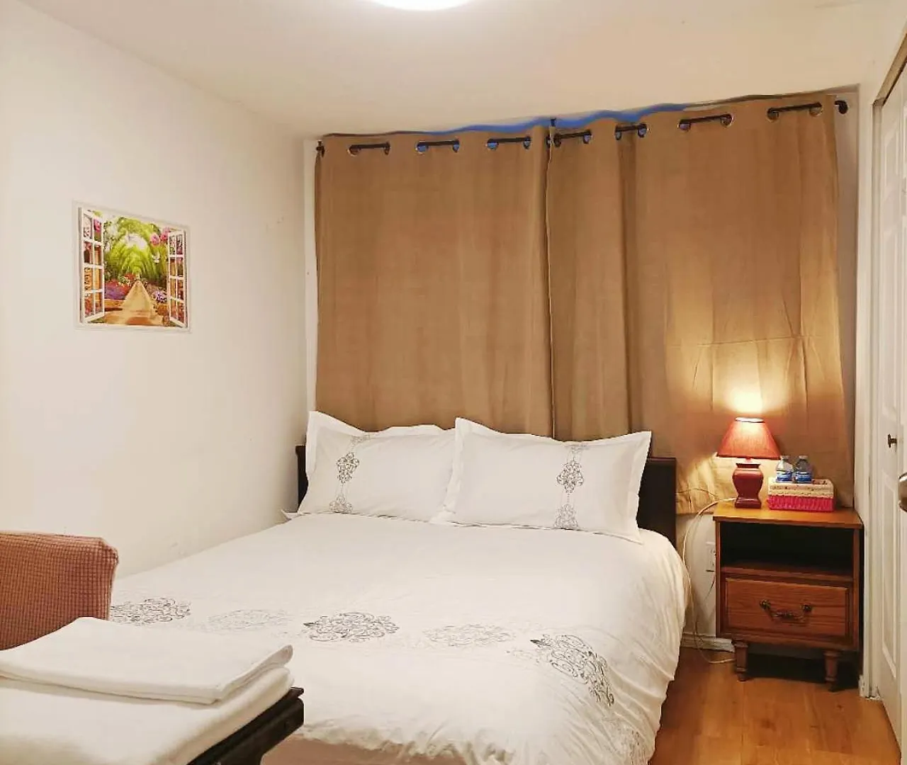 Guest house Blue Home Vancouver