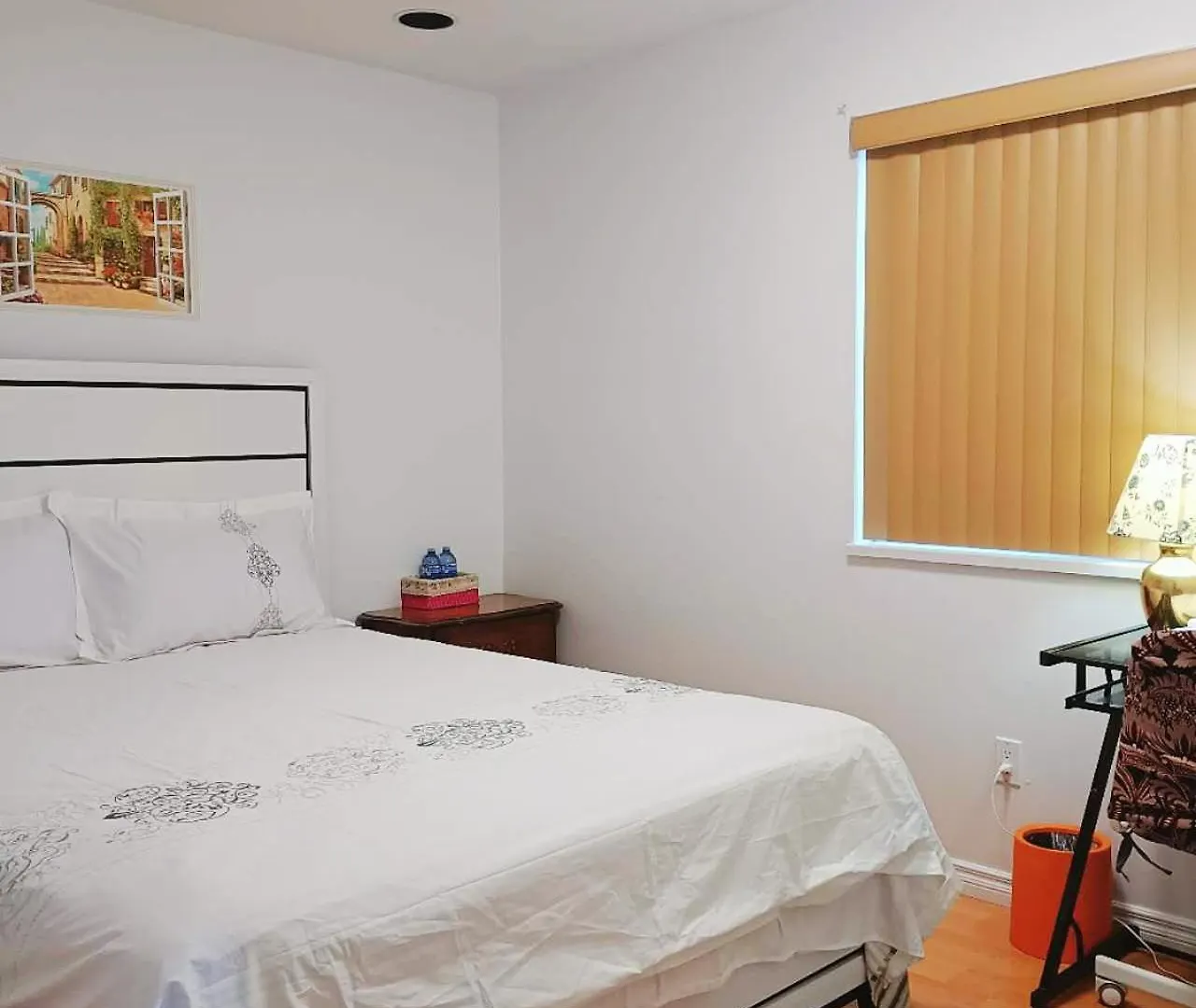 Guest house Blue Home Vancouver Canada